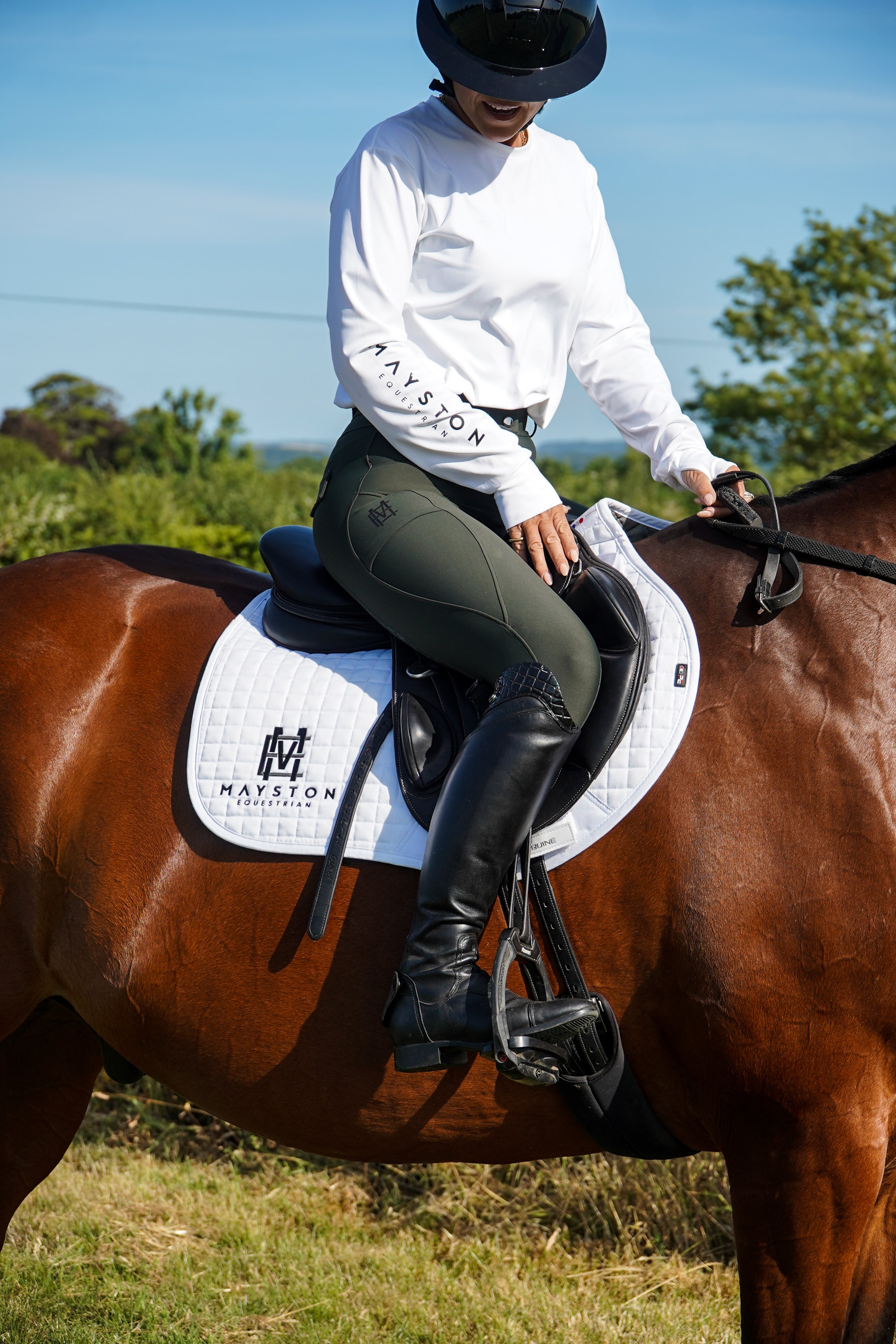 The Broadwindsor Full Seat Performance Breeches | Hunter Green