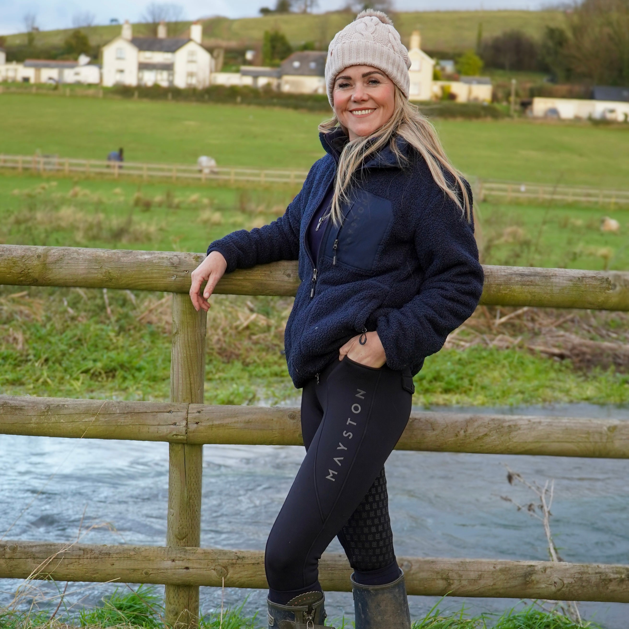 Premium Thermal Black Grey breeches with a Full Silicone seat. Stretch high waisted Jodhpurs. Deep pockets, supportive, comfortable and compression quality fabric. Elegant detailing with subtle branding.