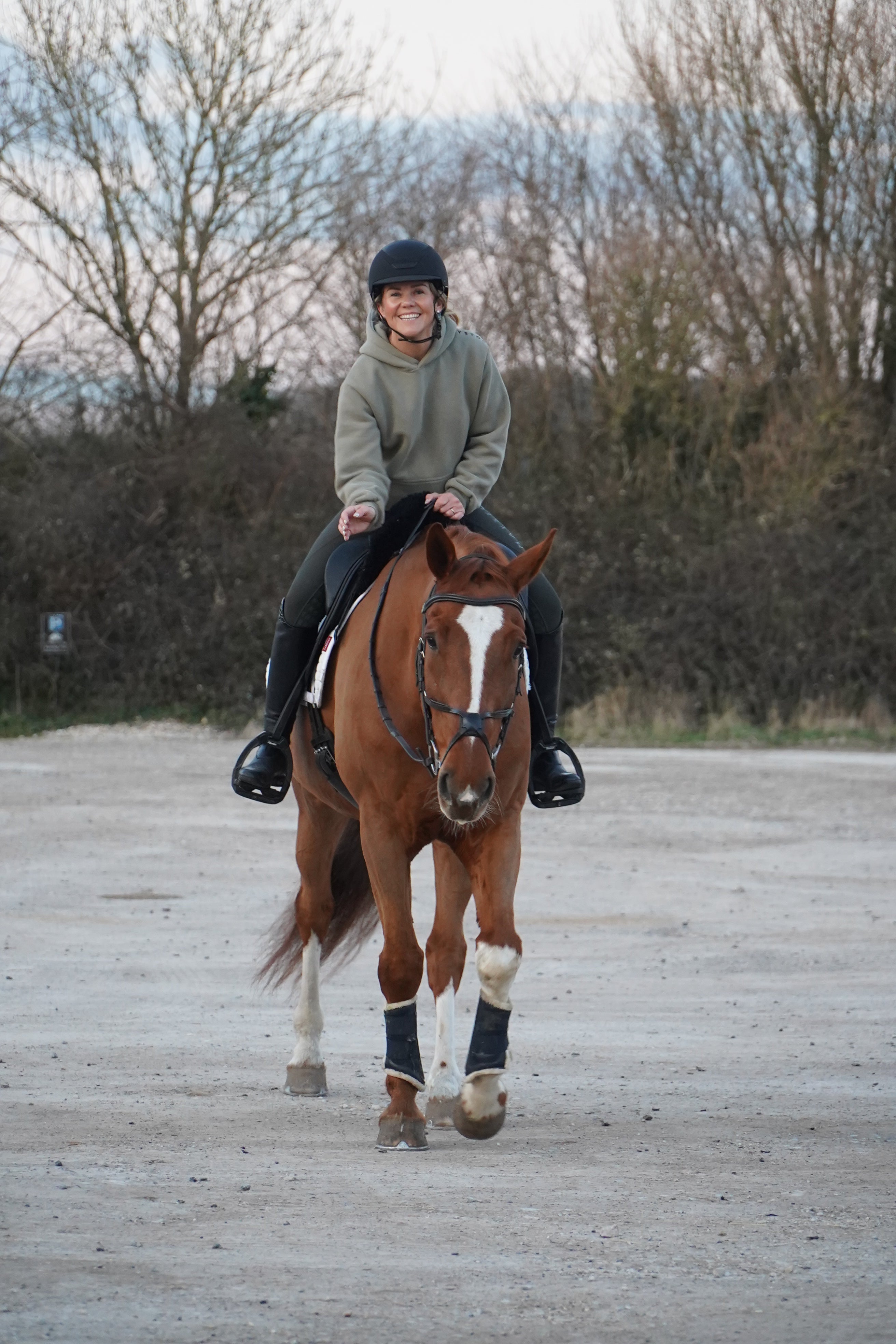 High quality luxurious 100% cotton. subtle class branding and logo. soft, cozy and warm. Hoodie, jumper sweatshirt. everyday wear. casual and smart. green