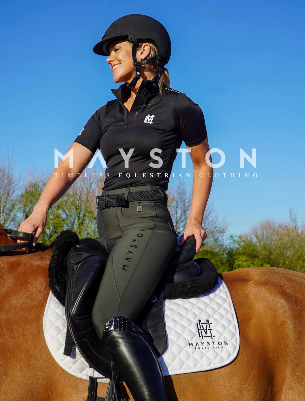 Premium Dark Green breeches with a Full Silicone seat. Stretch high waisted Jodhpurs. Deep pockets, supportive, comfortable and compression quality fabric. Elegant detailing with subtle branding. Hunter Green