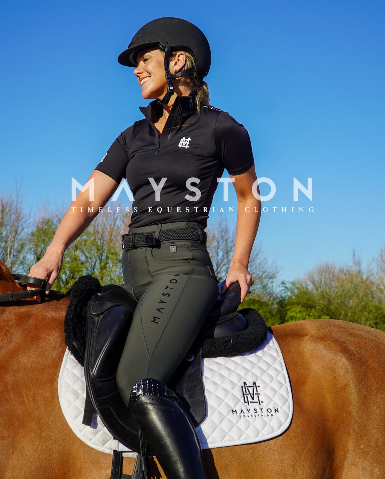 Premium Dark Green breeches with a Full Silicone seat. Stretch high waisted Jodhpurs. Deep pockets, supportive, comfortable and compression quality fabric. Elegant detailing with subtle branding. Hunter Green