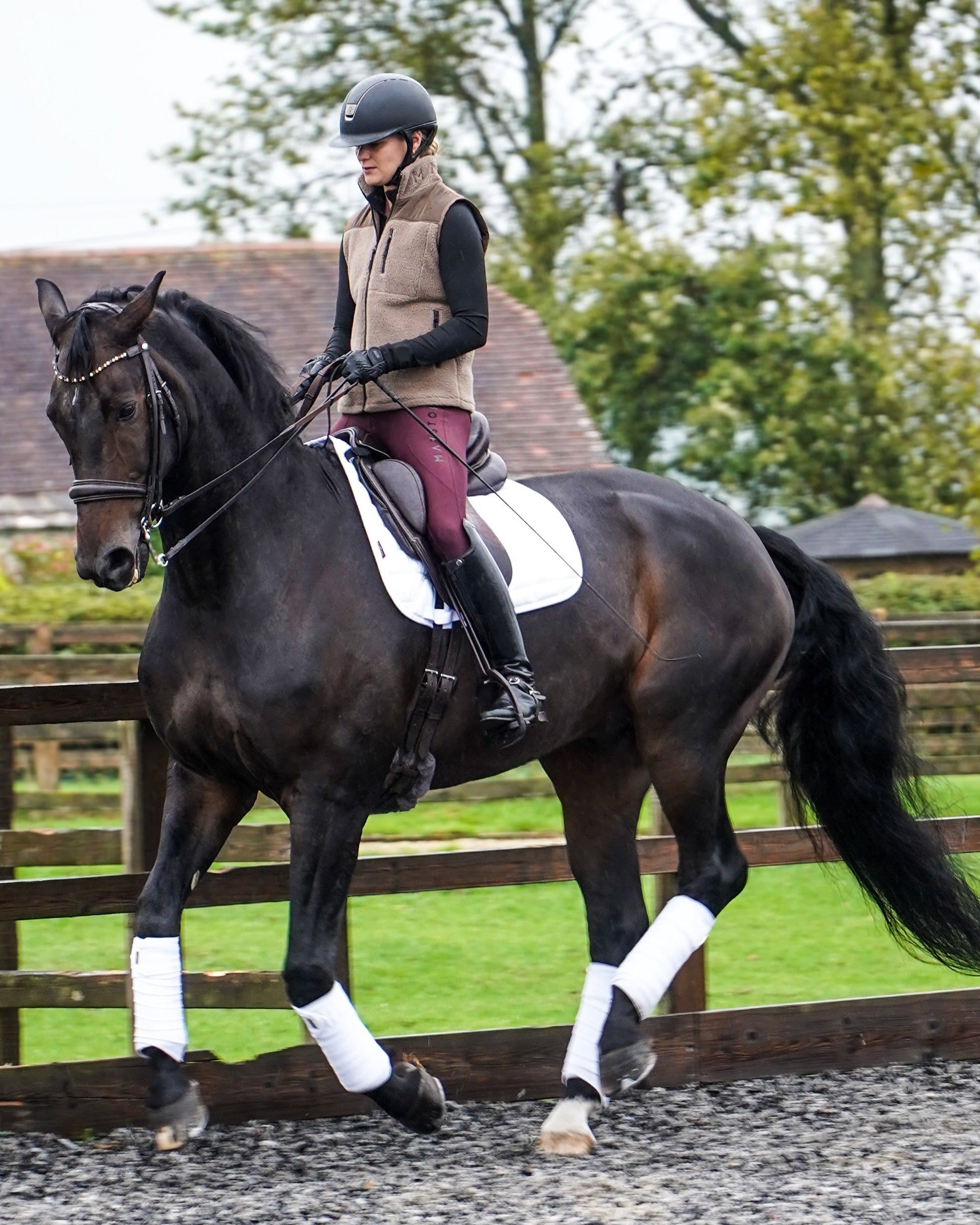 Premium breeches with a Full Silicone seat. Stretch high waisted Jodhpurs. Deep pockets, supportive, comfortable and compression quality fabric. Elegant detailing with subtle branding. Burgundy Dark red Wine